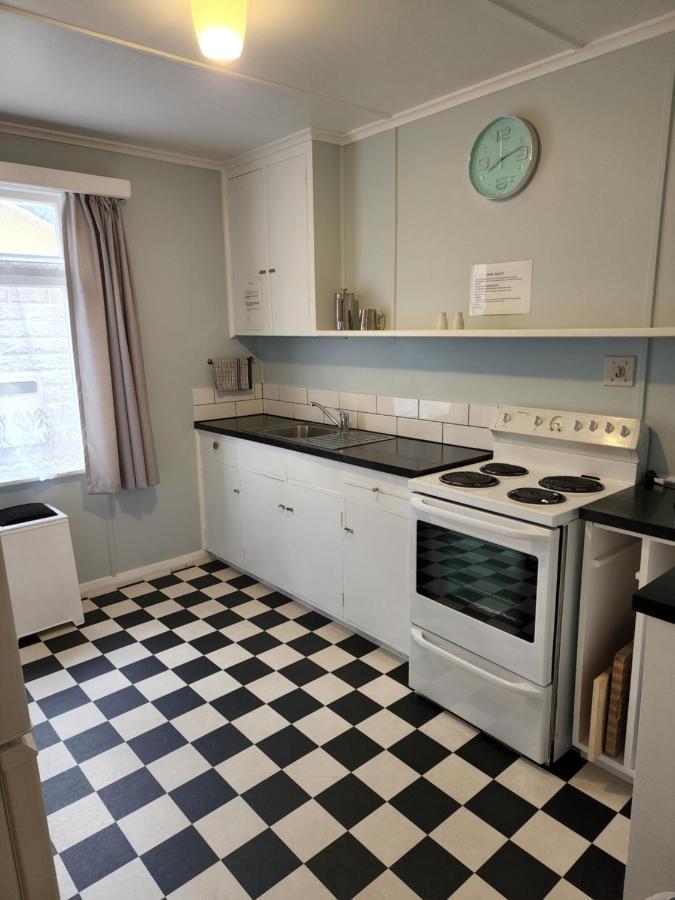 Gardner Court Motel Нейпиър Екстериор снимка